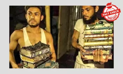 ছবিটি ত্রিপুরার নয় বরং নয়াদিল্লির রোহিঙ্গা ক্যাম্পে অগ্নিকাণ্ডের ছবিটি ত্রিপুরার নয় বরং নয়াদিল্লির রোহিঙ্গা ক্যাম্পে অগ্নিকাণ্ডের