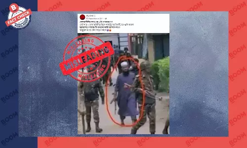 দৃশ্যটি রংপুর কারাগারের, ছবির ব্যক্তি ঐ কারাগারেরই কারারক্ষী দৃশ্যটি রংপুর কারাগারের, ছবির ব্যক্তি ঐ কারাগারেরই কারারক্ষী